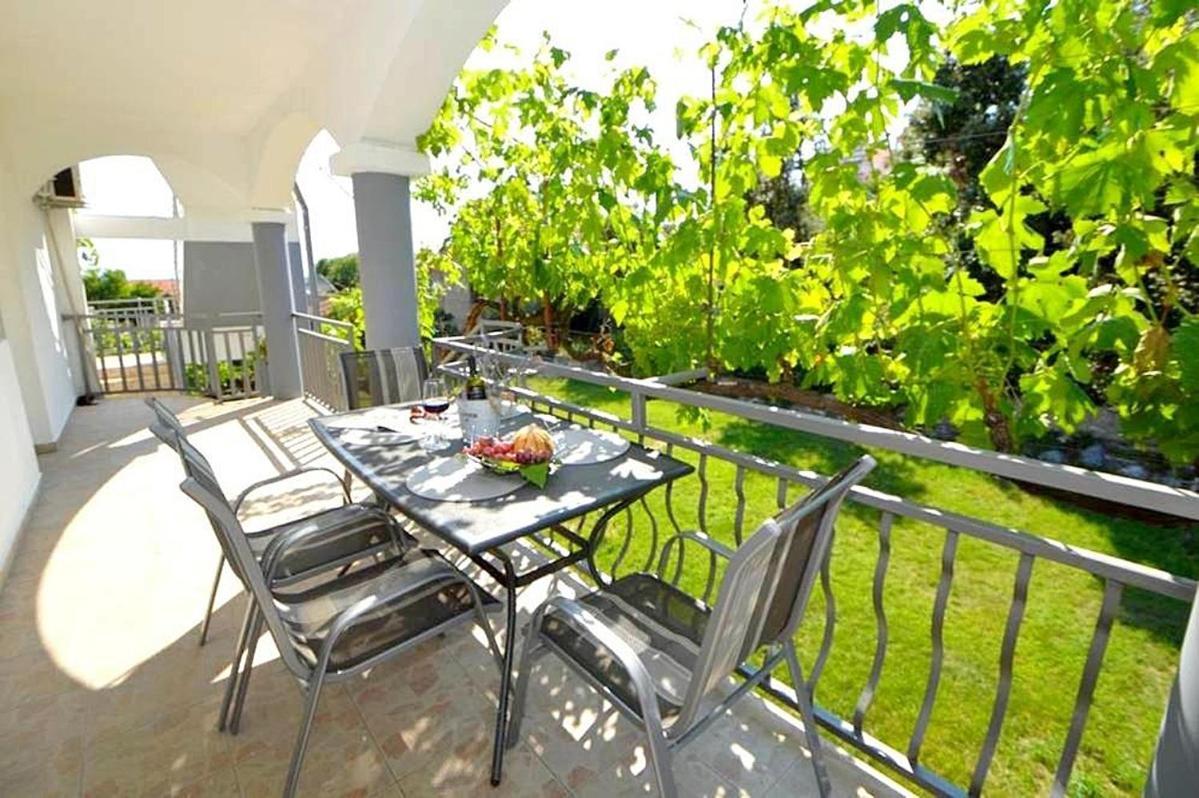 Apartments With A Parking Space Pakostane, Biograd - 14054 Exterior foto